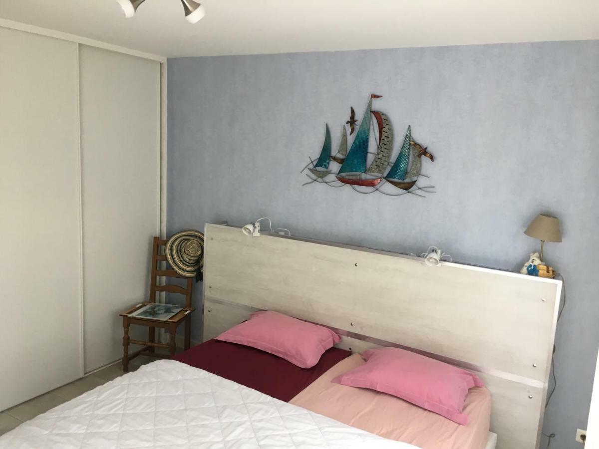 Chambre Dans La Pinede Сент-Илер-де-Рье Экстерьер фото